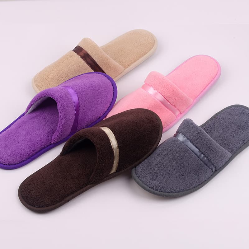 Hotel Slippers Non-Slip Coral Fleece Design